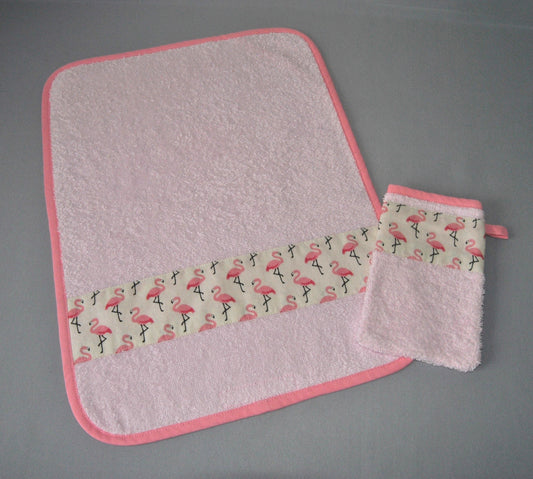 essuie main gant de toilette bebe enfant flamant rose